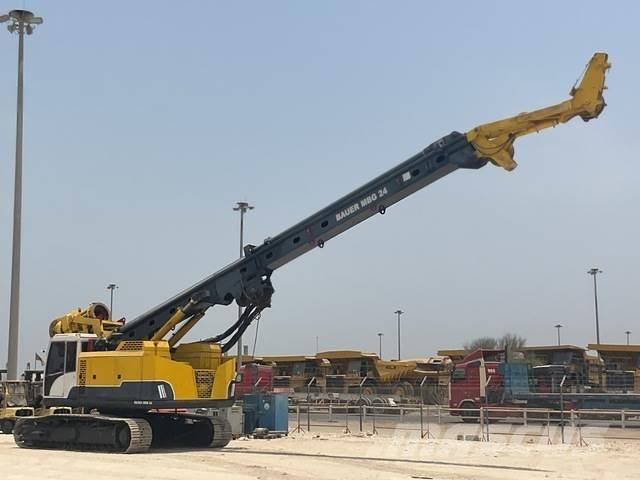Bauer MBG24 Schwere Bohrgeräte