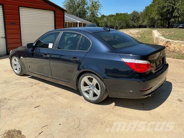 BMW 528i PKWs