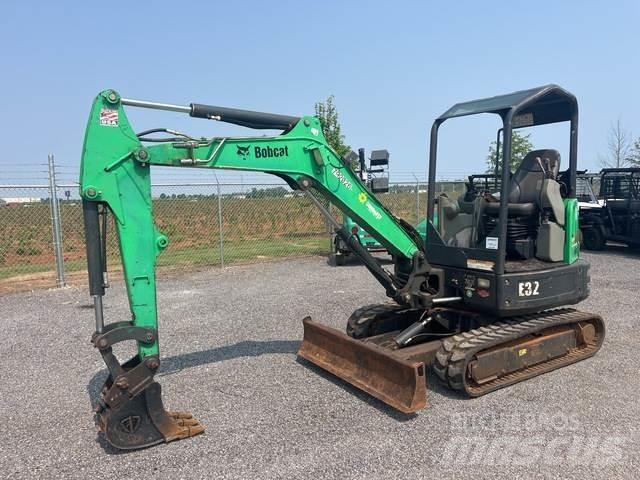 Bobcat E32 Raupenbagger