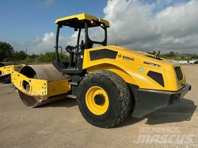 Bomag BW211D-5 Walzenzüge