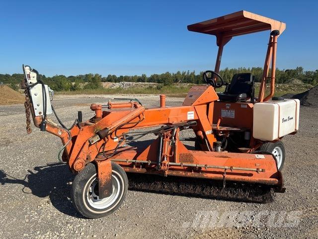 Broce BB250B Innenraumkehrmaschinen