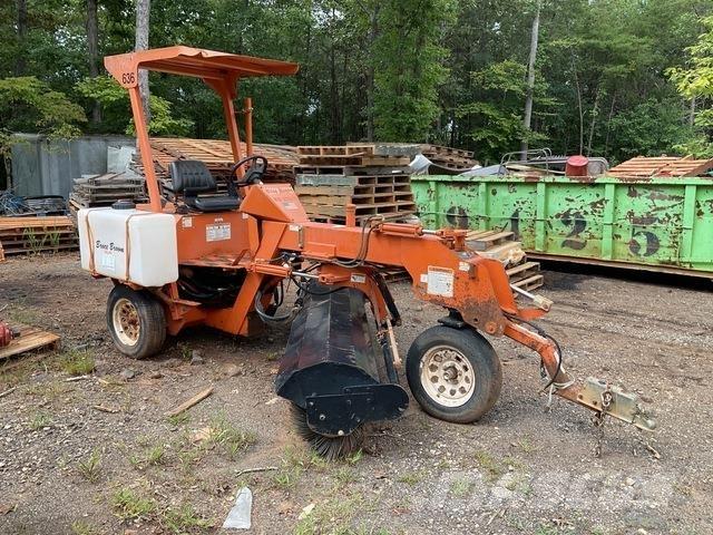 Broce BB250B Innenraumkehrmaschinen