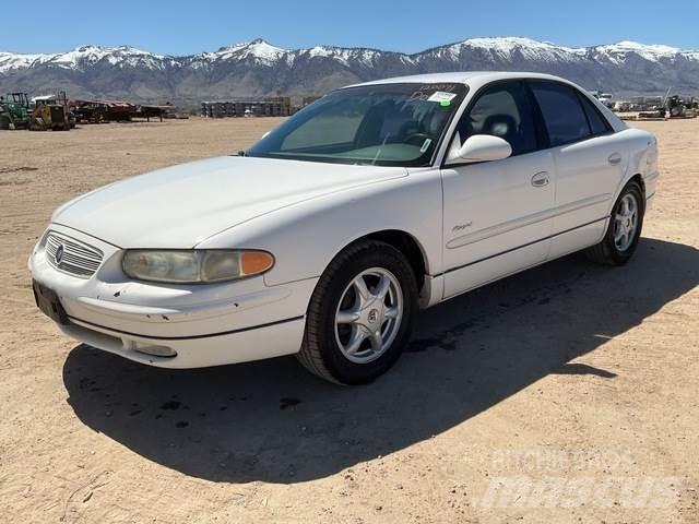 Buick Regal LS PKWs