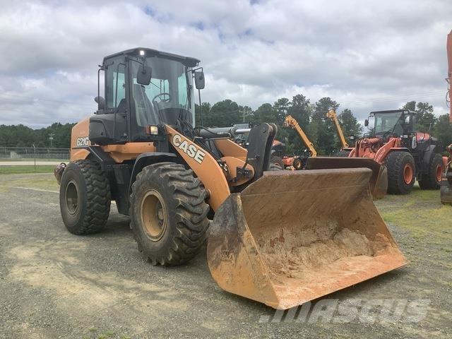 CASE 621G Radlader