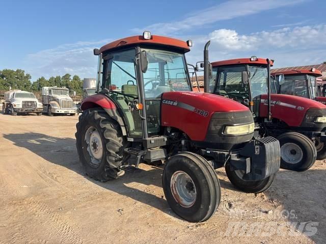 Case IH JX80 Traktoren