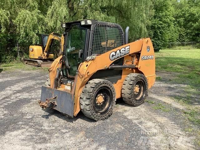 CASE SR240 Kompaktlader