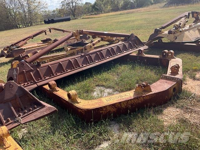 CAT  Planierschilder/Scharen