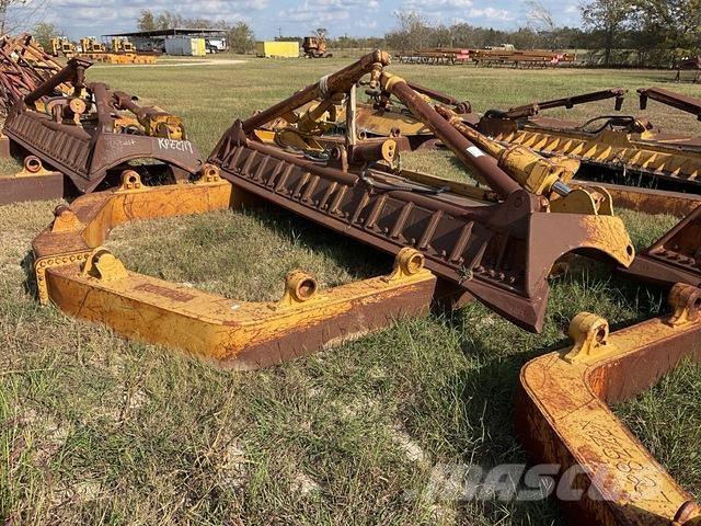 CAT  Planierschilder/Scharen