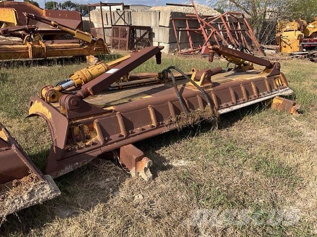 CAT  Planierschilder/Scharen