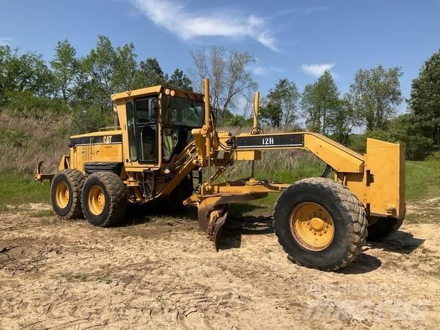 CAT 12H Grader