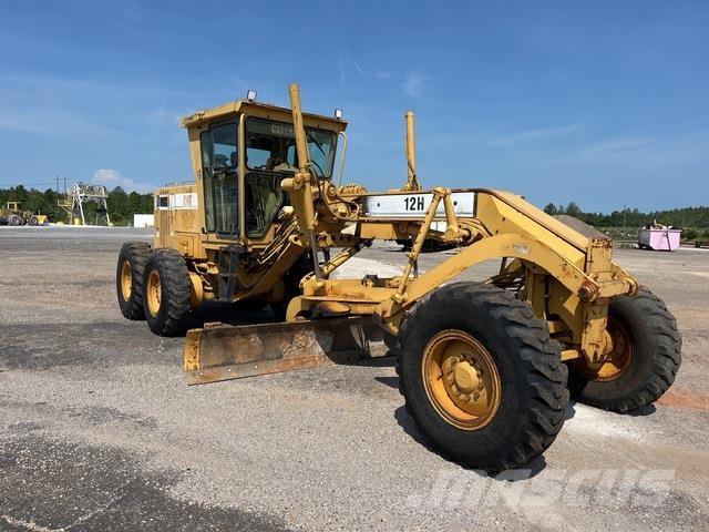 CAT 12H Grader