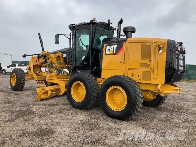 CAT 12M3 Grader