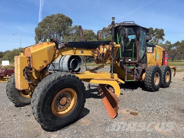 CAT 12M3 Grader