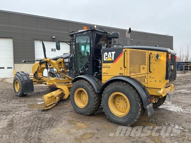CAT 140M Grader