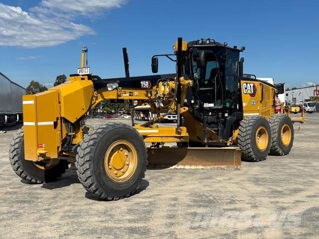 CAT 150 Grader