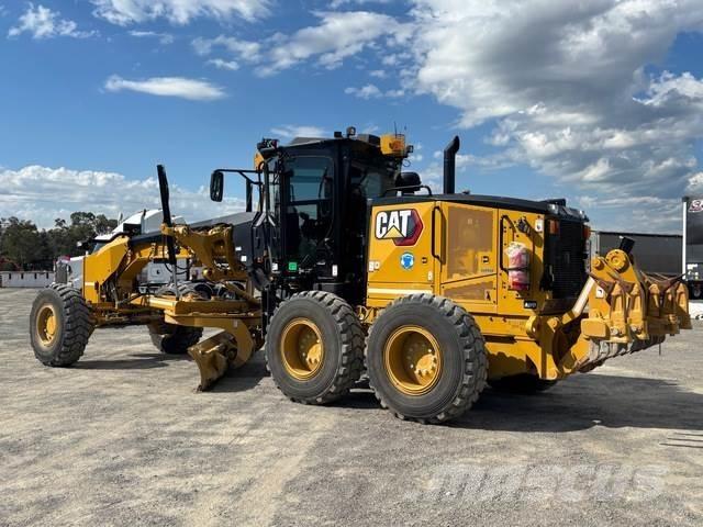 CAT 150 Grader