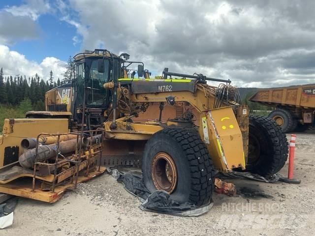 CAT 16M Grader