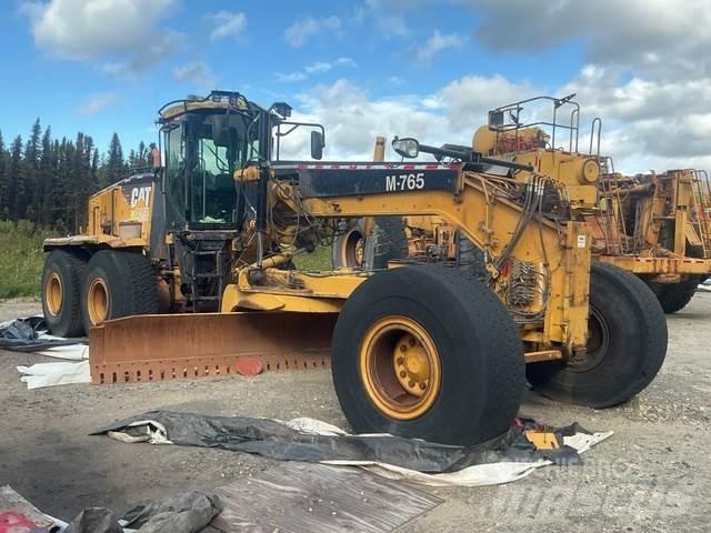 CAT 16M Grader