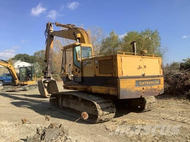 CAT 225 Raupenbagger