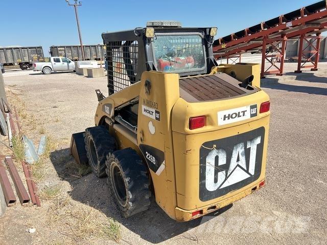 CAT 226B2 Kompaktlader
