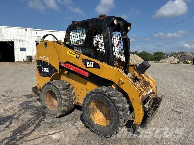 CAT 246C Kompaktlader