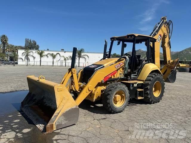 CAT 450 Baggerlader