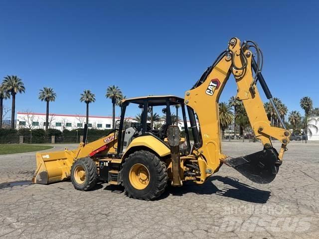CAT 450 Baggerlader