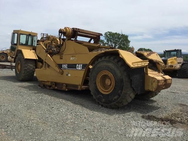 CAT 615C Schaber