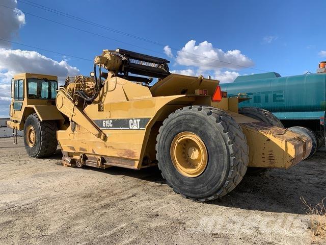 CAT 615C Schaber