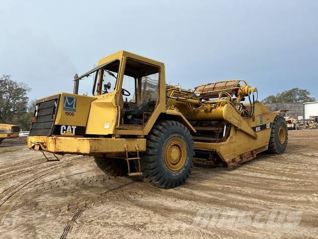CAT 615C Schaber