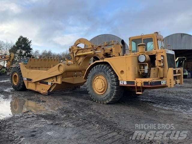 CAT 621B Schaber