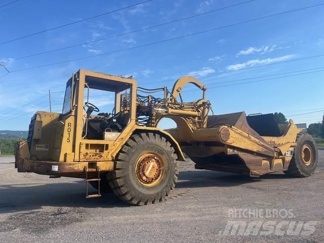 CAT 621F Schaber