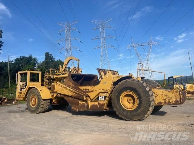 CAT 621F Schaber