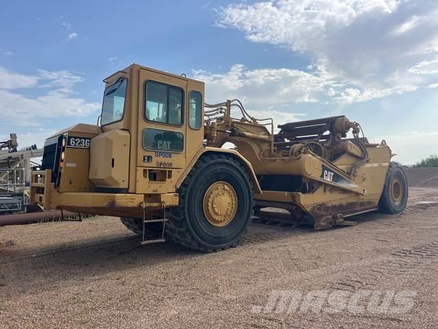 CAT 623G Schaber