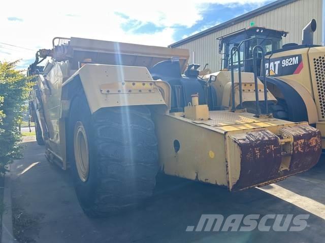 CAT 623k Schaber
