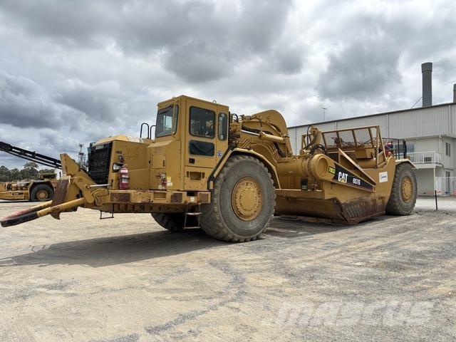 CAT 657G Schaber