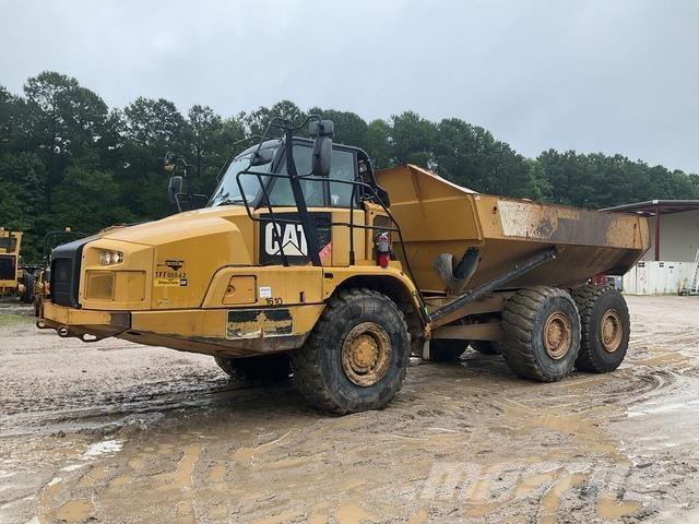 CAT 730C Dumper - Knickgelenk
