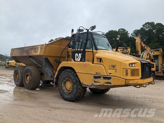CAT 730C Dumper - Knickgelenk