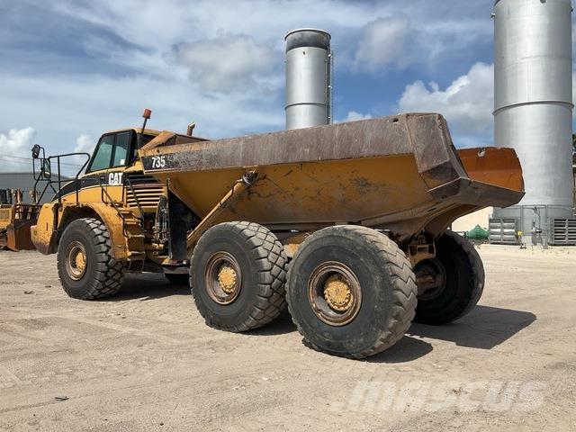 CAT 735 Dumper - Knickgelenk