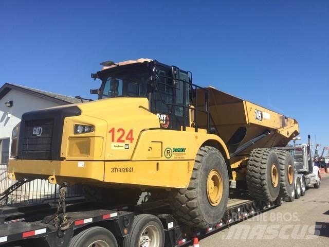 CAT 745 Dumper - Knickgelenk