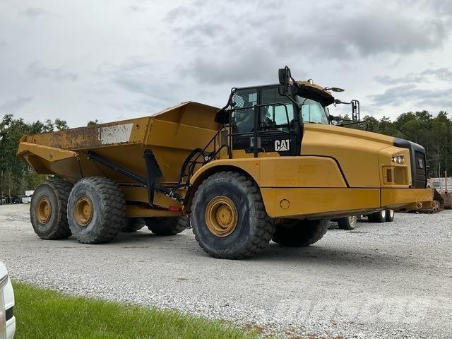 CAT 745 Dumper - Knickgelenk