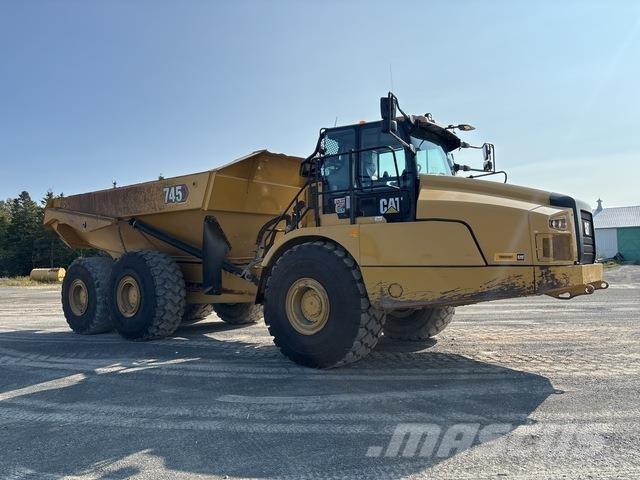 CAT 745 Dumper - Knickgelenk