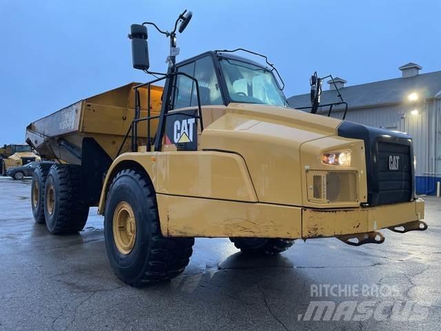 CAT 745C Dumper - Knickgelenk