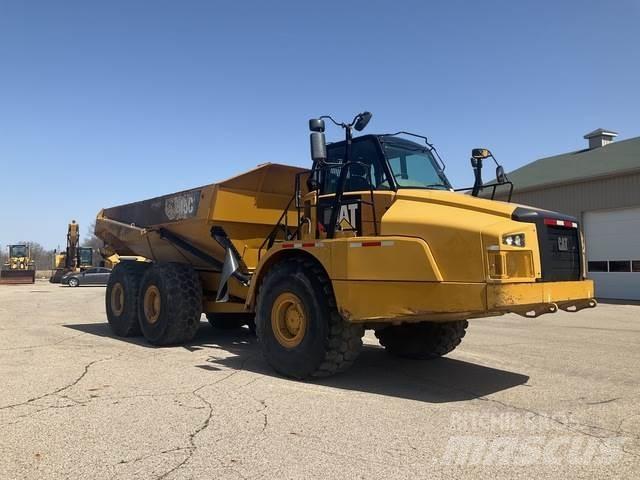 CAT 745C Dumper - Knickgelenk
