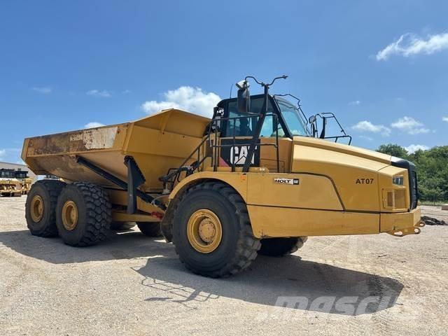 CAT 745C Dumper - Knickgelenk