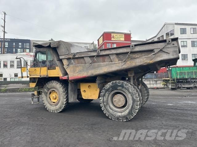 CAT 769D Dumper - Knickgelenk