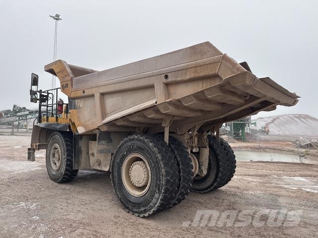 CAT 770 Dumper - Knickgelenk