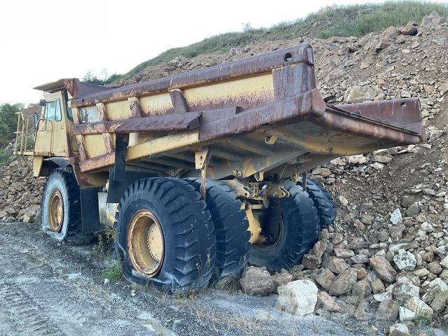 CAT 773D Dumper - Knickgelenk