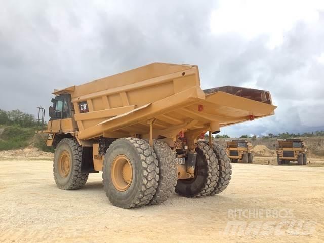 CAT 773E Dumper - Knickgelenk