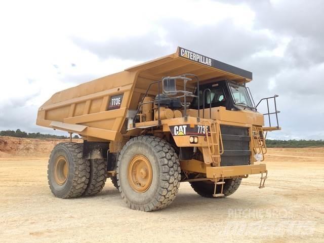 CAT 773E Dumper - Knickgelenk